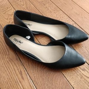 Mossimo Flats